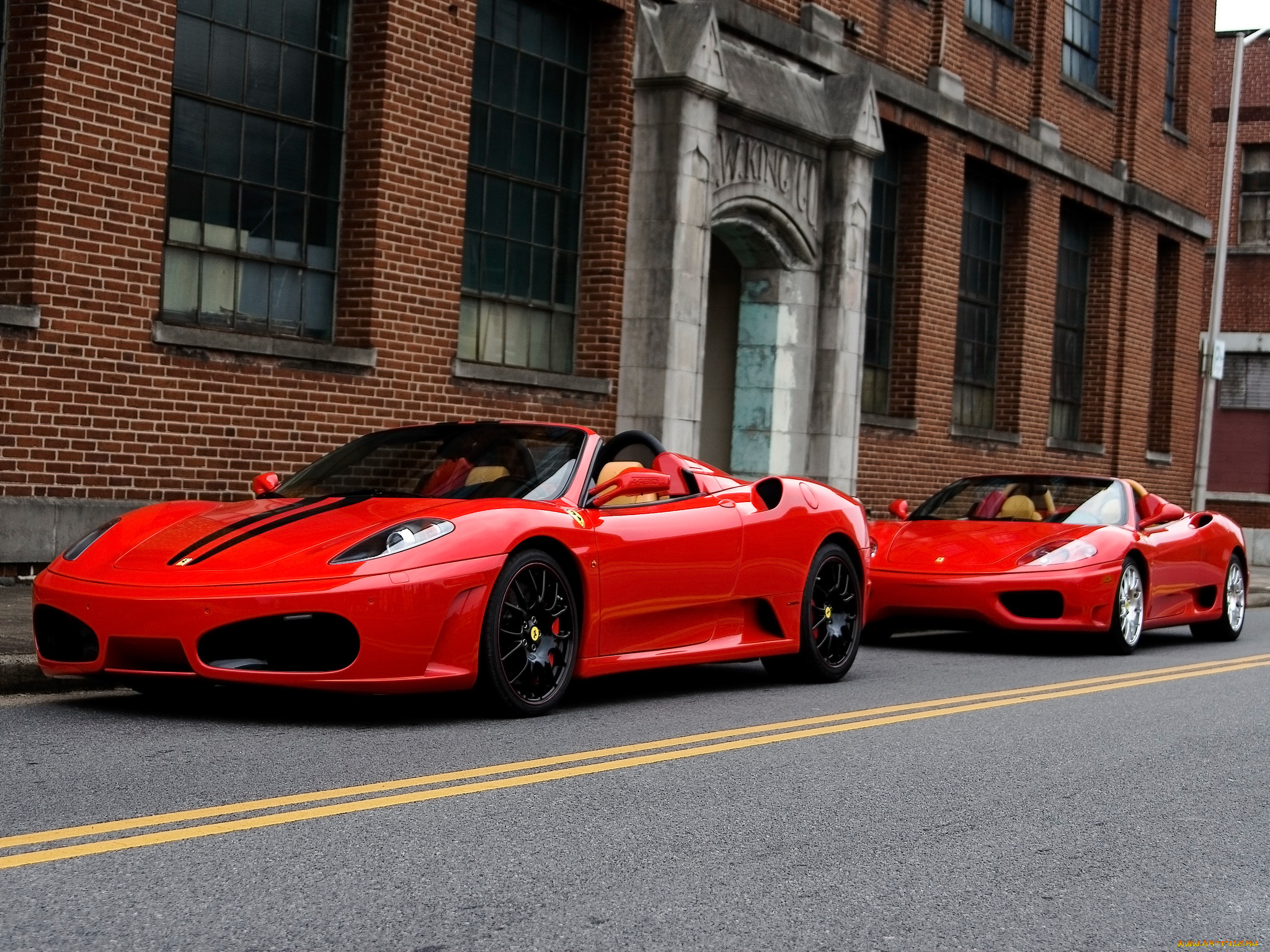 Машин красная машинка. Красная Ferrari f430. Красная Феррари 458. Ferrari 458 Italia красная. Ferrari f50.